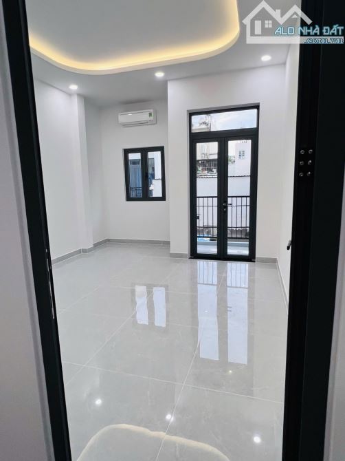 🆘 VÍP GÒ DẦU - HẺM 1/ 7M - KHÔNG LỘ GIỚI - DIỆN TÍCH 67m2 - 2 TẦNG - CHỈ 8,4 TỶ. - 4