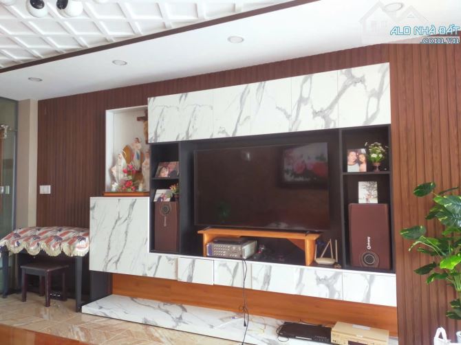 Nhà bán: đường Huỳnh văn một, Q Tân Phú, DTSD 75m2, 5 tầng , giá bán 15 tỷ - 4