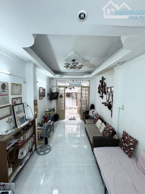 🆘GẤP !! ĐỊNH CƯ - BÁN TRONG 2TUẦN-QUẬN 3 - 20M RA MT-HOÀNG SA -51M2 -2TẦNG-CHỈ 5,99 TỶ - 4