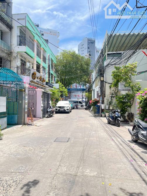 Cần bán nhà 4 tầng ngay đường Nguyễn Thị Minh Khai, gần khách sạn Virgo - 4