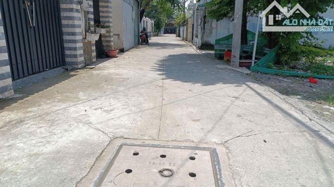 Bán nhà gần MT Thị Trấn-Tân Hiệp  Hóc Môn , 2Tx 95 m2 . Giá chỉ 4.7 tỷ (TL). - 4