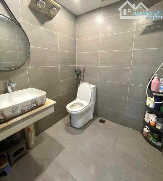 CẦN BÁN CHUNG CƯ NAM TRUNG YÊN 79M2, TT CẦU GIẤY 2 NGỦ Ở NGAY - 4