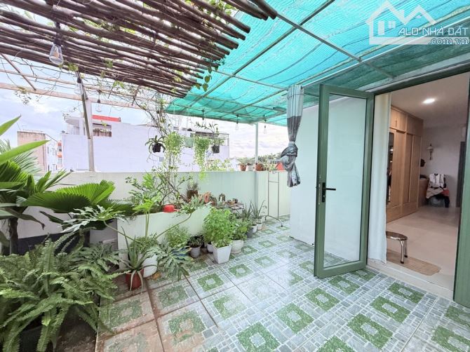 HXH NGAY ĐẠI HỌC CÔNG THƯƠNG-TÂY THẠNH-TÂN PHÚ- 88M2 NỞ HẬU -NGANG 5M- 3 TẦNG- - 4