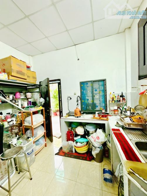 Bán nhà 2 mặt hẻm gần MT đường Phạm Thế Hiển P.Chánh Hưng Quận 8 - 4