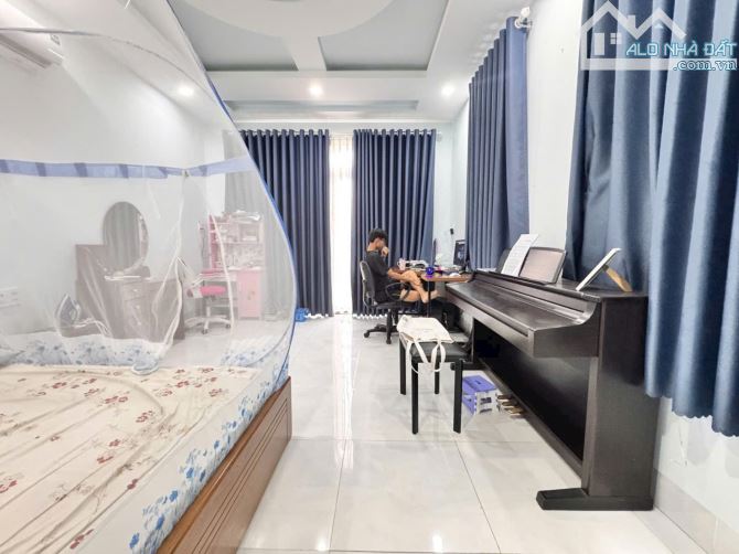 Nhà đẹp 3 tầng phường Linh đông thủ đức - 4