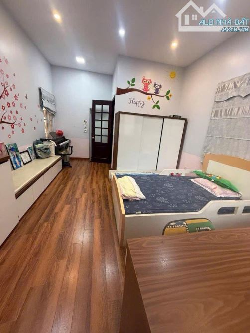 Bán nhà ngõ 8m ô tô tránh vỉa hè kinh doanh phường Ngọc Hà, DT 52m2, MT 4.2m - 4