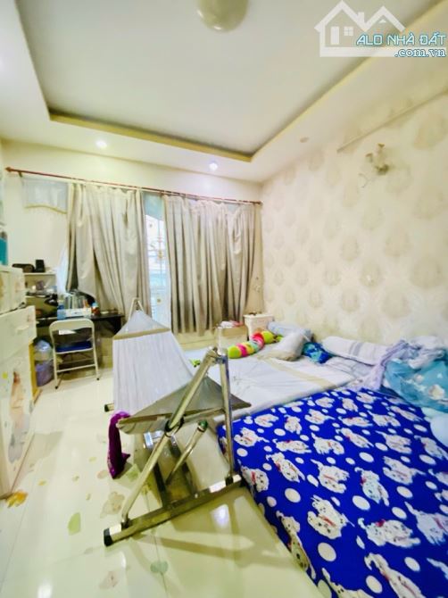 Bán nhà 5 tầng  8×11 chia thành 2 căn riêng biệt khu chợ bà hom - 4
