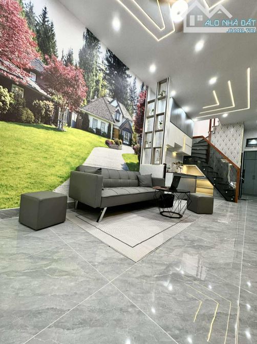 SIÊU PHẨM FULL NỘI THẤT - XE HƠI TỚI NHÀ- 40M2 - 3 PHÒNG NGỦ - 4.99 tỷ - 4