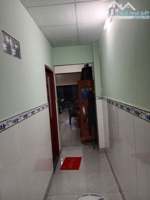 Bán nhà đường số 102 , TNP. A, Quận 9. - DT : 4.3 x 19m ( nở hậu 4.5m ) = 82.2 - 4