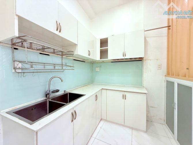 NHÀ MỚI 2 TẦNG – GẦN 40M2 – 20M RA Ô TÔ – SÁT CHỢ TÂN TRỤ – CHỈ 4.1 TỶ - 4