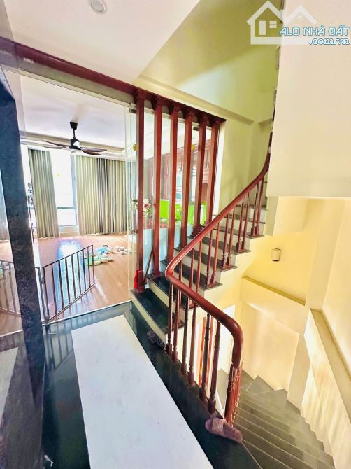 Bán nhà MP Tăng Thiết Giáp, Cổ Nhuế, Bắc Từ Liêm, Phạm Văn Đồng. TP Giao lưu. 146m2. 43 Tỷ - 4