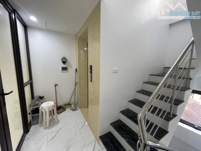 Bán nhà ngõ kinh doanh vài ô tô đỗ Tôn Đức Thắng, Đống Đa 48m 7T thang máy LÔ GÓC 3 THOANG - 4
