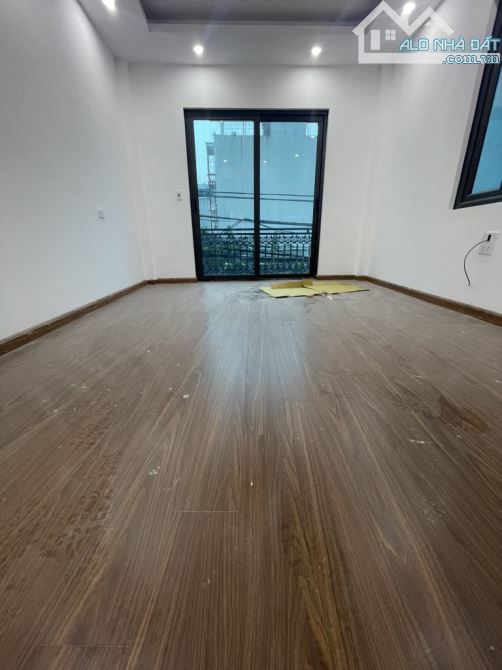 Bán nhà mặt đường Vân Canh, 39m2, 4 tầng, lô góc, ô tô 7 chỗ vào nhà, kinh doanh, 5,2 tỷ. - 4