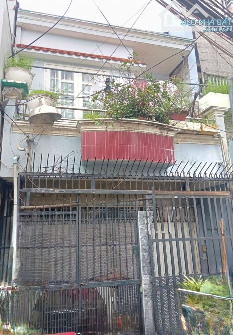Bán nhà đẹp Q8 giá 4 tỷ hẻm 4m gần mặt tiền Bình Đông (p14 cũ). SHR 40m [4m × 10m] - 4