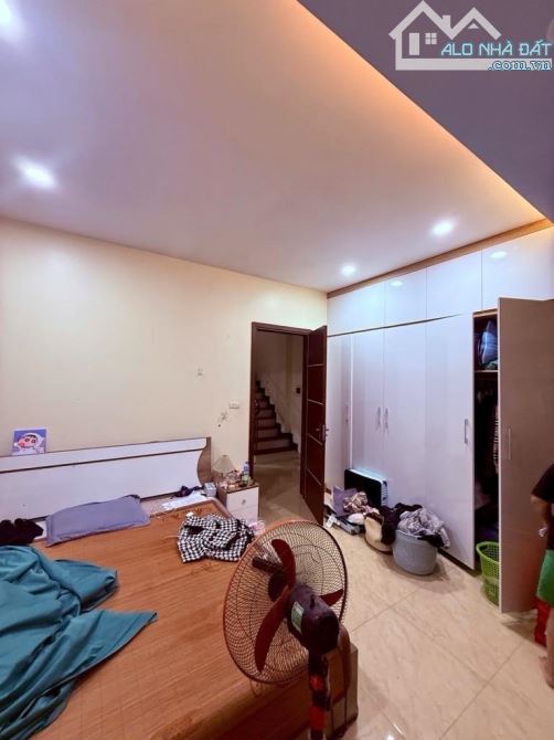 Bán nhà mặt phố Hoàng Quốc Việt 52m2, 6 tầng, mặt tiền 5.2m, kinh doanh đỉnh - 4
