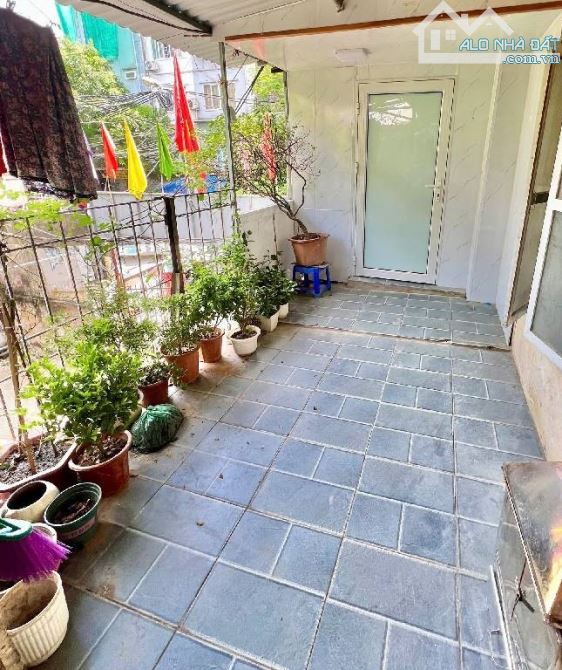 🏡PHỐ  NGUYỄN CHÍNH - TÂN MAI 💥 CĂN HỘ LÔ GÓC ĐẸP LONG LANH – 3 NGỦ – FULL NỘI THẤT - 4