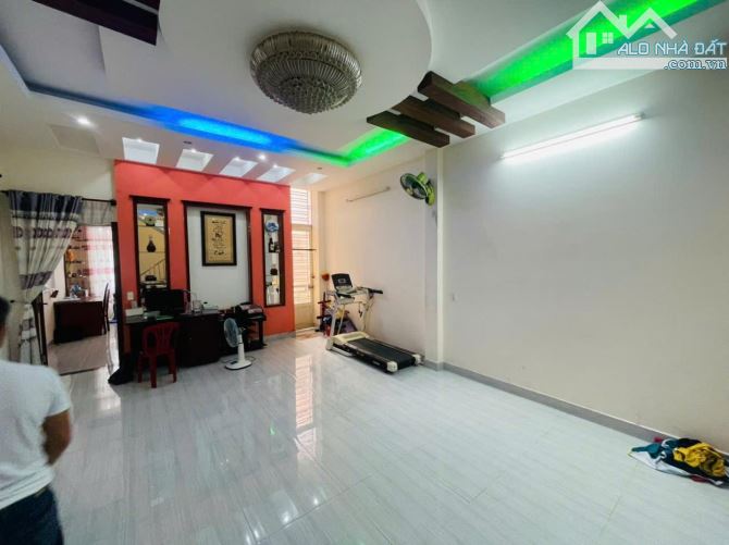 MẶT TIỀN  - KHU VIP TÂN PHÚ - NGAY LUỸ BÁN BÍCH- THOẠI NGỌC HẦU - GIÁP TÂN BÌNH - 5 X27 - 4