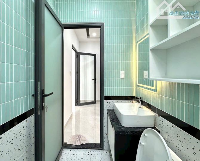 🏩 MẶT TIỀN HỤT LÔ GÓC TRẦN QUANG KHẢI - 3 TẦNG BTCT NGANG 4.2M - SỔ A4 - NHỈNH 9 TỶ - 4