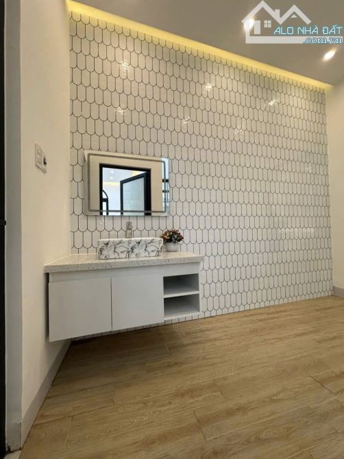 📌📌📌LÀM VIỆC TRỰC TIẾP GIÁ TỐT !!! Nhà 3 tầng kiệt ô tô 5m K814/ Trần Cao Vân - 4