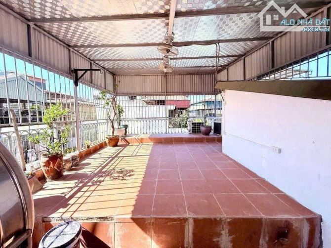 Cho thuê nhà ngõ 33 Văn Chương 2,  35m2 x 5 tầng 3 ngủ 3 wc 15,5 triệu/tháng. - 4