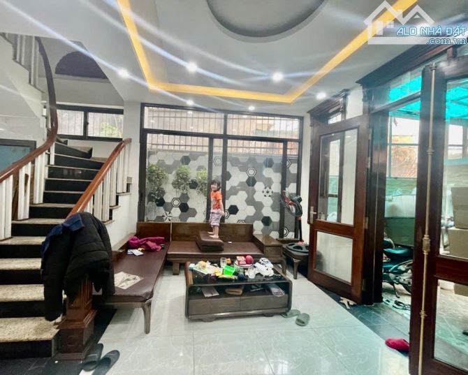 BÁN GẤP  Nhà Định Công, Lô Góc, Ngõ Thông, Gần Ô Tô 66m2, 5 tầng, MT4.5m Giá 10.4 tỷ - 4