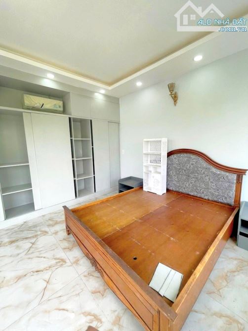 BIỆT THỰ MINI 3 TẦNG - GẦN NGÃ 4 BÌNH THÁI - TRƯỜNG THỌ, THỦ ĐỨC - 4