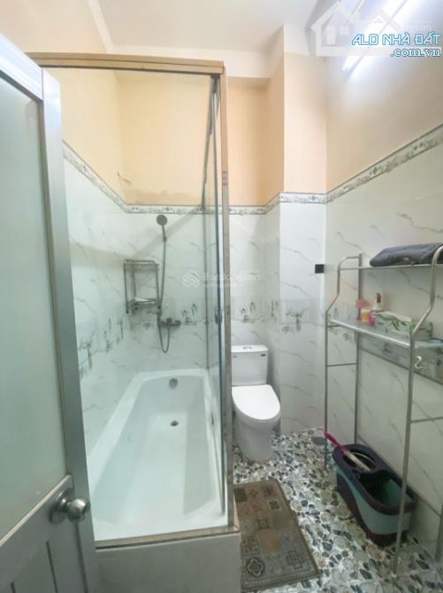 BÁN NHÀ 5 TẦNG (4.1M x 11M) - CHỢ RẠCH ÔNG - KINH DOANH DỊCH VỤ - DÒNG TIỀN 30TR/THÁNG - - 4