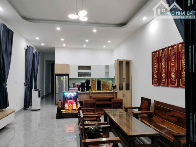 NHÀ VƯỜN 1.6 SÀO THỔ CƯ GIÁ CHỈ 3Tỷ800 triệu - 4