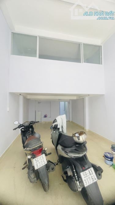 🚗😍HIẾM RẺ - 69M2 - 4 TẦNG -VÀI BƯỚC RA MẶT TIỀN CMT8-HẺM ÔTÔ -CHỈ 9,99TỶ-NHÀ MỚI TẶNG NT - 4