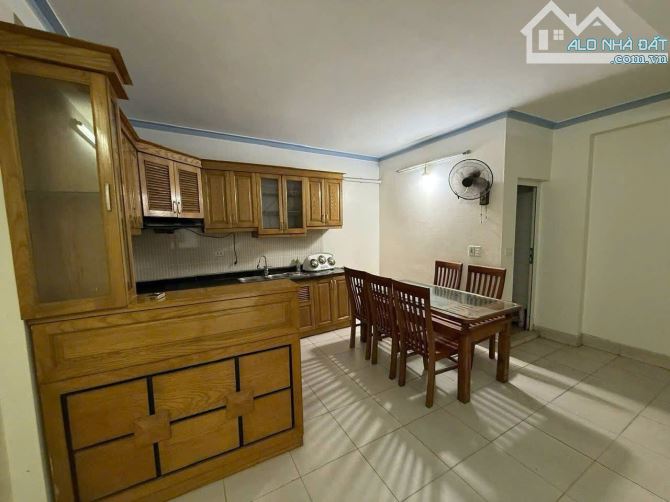 Bán nhà ngõ 59 Hoàng Cầu Ô tô qua nhà Ngõ thông Kinh doanh DT 39m 14 tỷ - 4