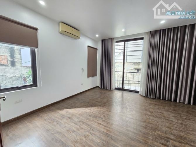 BÁN NHÀ 3 MẶT THOÁNG – ÂU CƠ - 60M² - DÒNG TIỀN - THANG MÁY – GIÁ CHỈ HƠN 13 TỶ