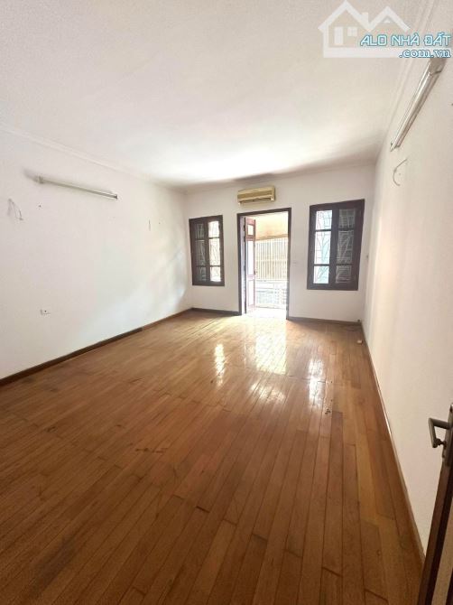 BÁN NHÀ PHÂN LÔ NGUỴ NHƯ KON TUM 60m2 - 5T - MT 4.6m - 26.8 tỷ - VỈA HÈ - ÔTÔ TRÁNH - KD - 5