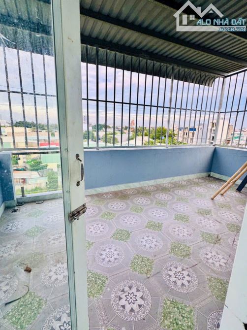 NHÀ 3 LẦU – ĐƯỜNG Ô TÔ TX52, Q.12 – 75M² (5x15) – GIÁ CHỈ 4.4 TỶ CHỐT - 10