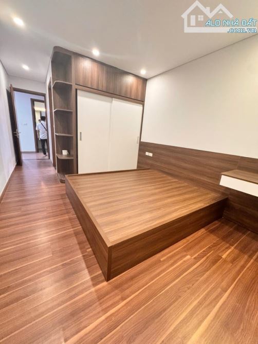 BÁN CHUNG CƯ LẠC HỒNG NO1-T5 NGOẠI GIAO ĐOÀN - FUL NỘI THẤT - 108M - 3PN - 2VS - 5