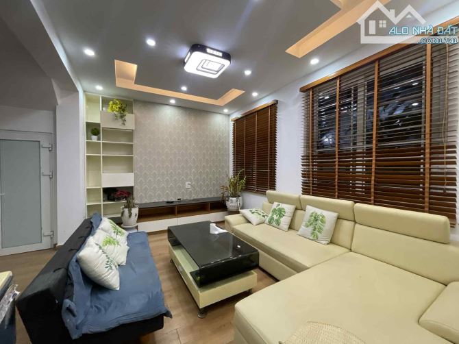 NGÕ MINH KHAI CÔNG KHAI 25 TỶ MẶT NGÕ RỘNG NHÀ 6 TẦNG KINH DOANH KHỦNG - 5
