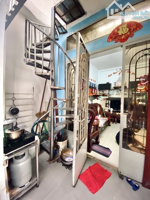 CHDV TRƯỜNG CHINH - NGUYỄN PHÚC CHU - 81M2 NGANG 5 - 7 PHÒNG - LỐI ĐI RIÊNG - 6.8 TỶ - 5