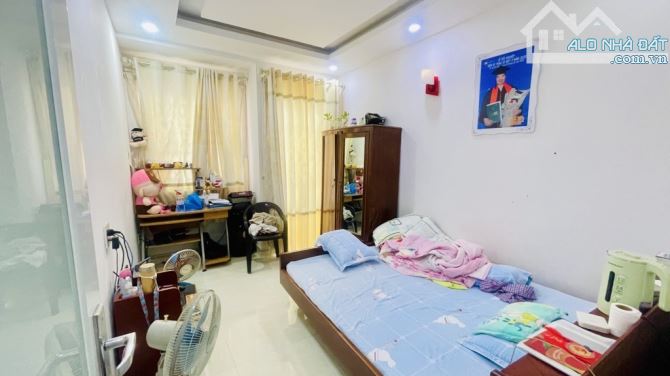 🌹HẺM OTO ĐỖ CỬA - TT PHÚ NHUẬN - LÔ GÓC (5,2 X 17) 4 LẦU -8,9 TỶ. - 5