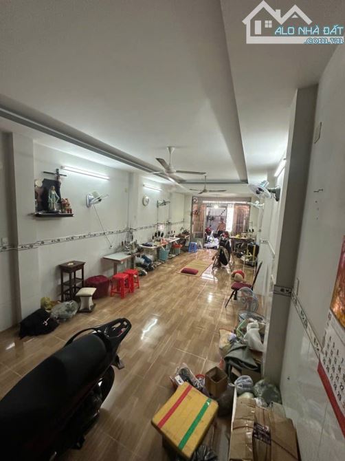 🏡TÂN PHÚ - KHU V.I.P P. TÂN THÀNH  - SÁT GIAO LỘ VƯỜN LÀI LUỸ BÁN BÍCH - ĐƯỜNG XE TẢI 8M - 5