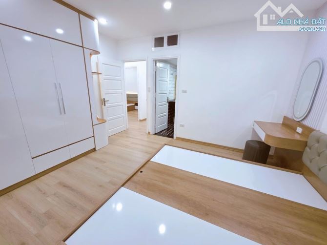 BÁN CĂN HỘ CHUNG CƯ NAM TỪ LIÊM- FULL NỘI THẤT-  3 NGỦ 2WC - 107M2, TẦNG TRUNG - 7.1 TỶ - 5