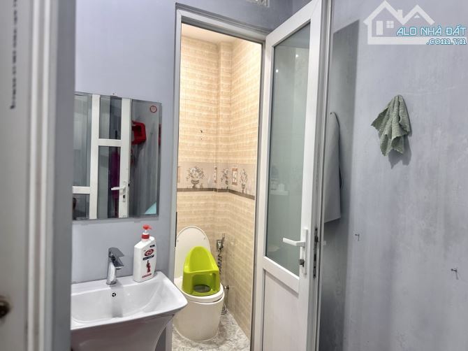 Nhà bán, Dt: 52 m2, Dt sàn: 135 m2 chỉ 8,2Tỷ, Đường Kha Vạn Cân, Linh Tây, Thủ Đức - 5