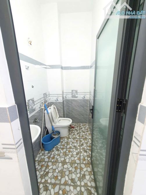 Cho thuê nhà 3 lầu Huỳnh Tấn Phát, NB, DT 3,4 x11m. 4 phòng ngủ. Giá 6 triệu. - 5
