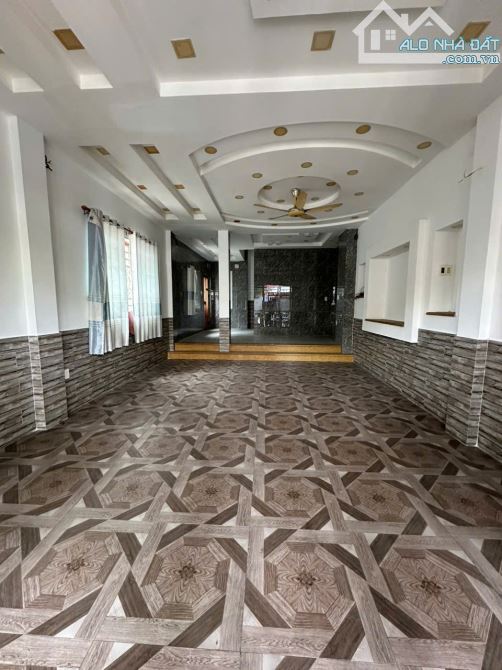CHO THUÊ NHÀ GÓC LŨY BÁN BÍCH , 1 TRỆT 4 LẦU NHÀ ĐẸP MỚI 99% SẠCH SẼ - 5