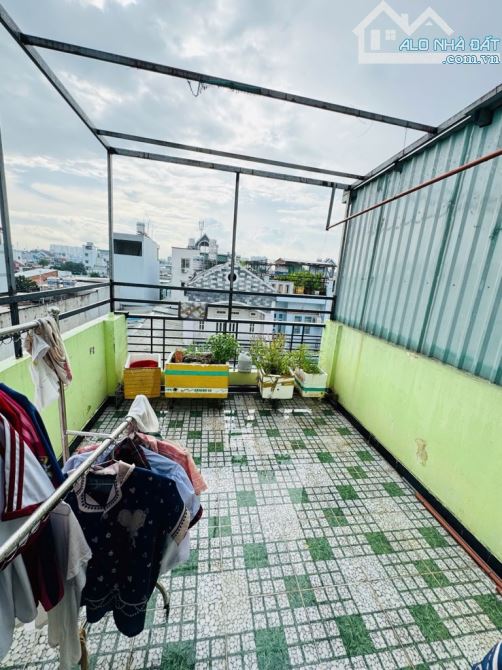 Bán nhà 4 tầng đẹp 24m² (3x8), hẻm xe tải Lê Đình Cẩn, gần Khu Tên Lửa, chỉ hơn 3 tỷ - 5