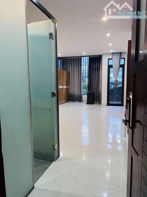 BÁN NHÀ CHU LAI - HOÀ HẢI - 3 TẦNG 1 TUM - 110m2  - MT 5m - 7Tỷ5. - 5