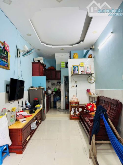 CHỈ 3.1 TỶ - CẠNH KHU TÊN LỬA - HẺM XE TẢI - 24M2 - 4 TẦNG MỚI - 5