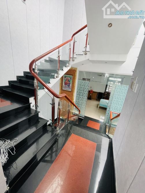 Nhà 5 Tầng - Mặt Tiền Hẻm 973 Nguyễn Ảnh Thủ, Tân Chánh Hiệp, Quận 12 - 104M2 - 5