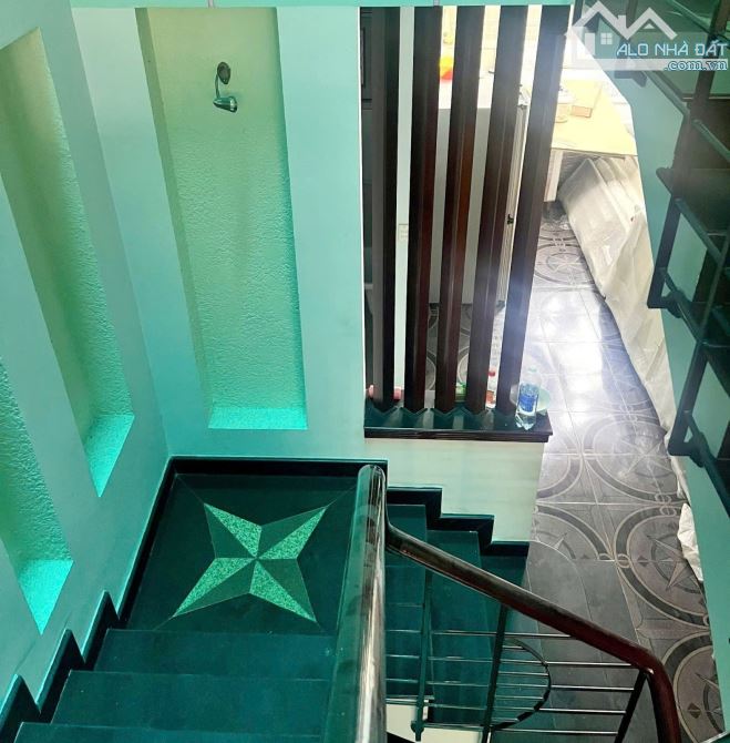 5 TẦNG- 4.2 x 19M VUÔNG- KHU ĐỒNG BỘ- HXH- ĐÀO DUY ANH P9 PN- GIẢM CÒN 14,8 TỶ - 5