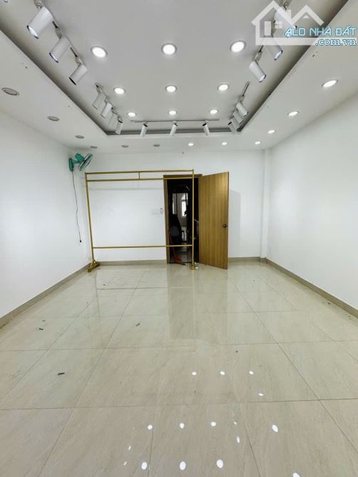 HẺM 8M PHÚ NHUẬN TRƯỜNG SA 86M2 THÔNG, NHÀ 4 TẦNG, NGANG 4.6M, 5PN, CHỈ NHỈNH 22 TỶ - 5
