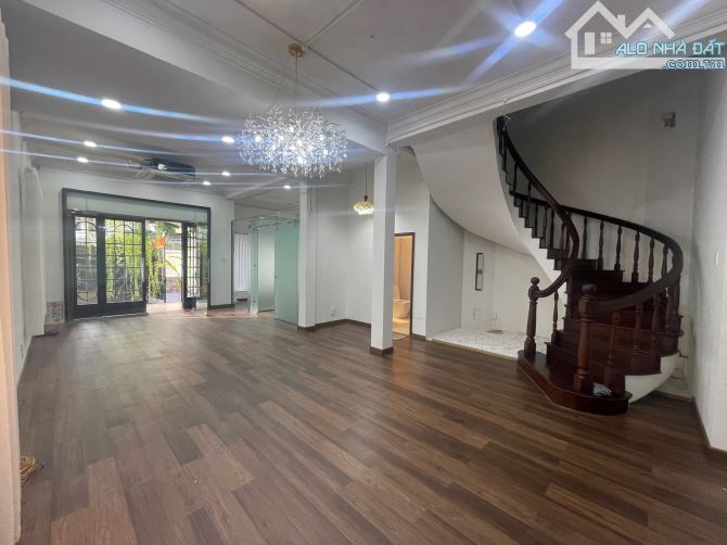 Biệt Thự Sân Vườn 240m2 giữa trung tâm Quận 10, 11x22, 3 tầng, chỉ 40 tỷ - 5