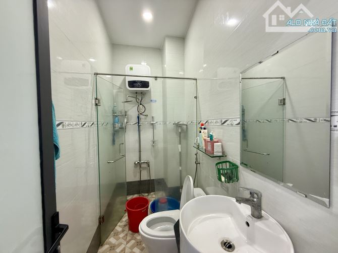Bán căn nhà 3 tầng đã hoàn công hẻm ô tô Liên Hoa, Vĩnh Ngoch - 5